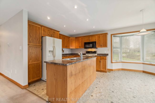 145 Garfield St, House other with 4 bedrooms, 3 bathrooms and 4 parking in Gananoque ON | Image 13