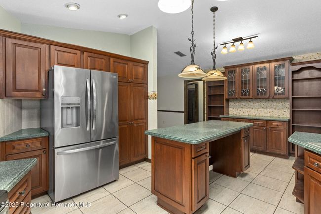 2318 Evenglow Ave, House other with 3 bedrooms, 2 bathrooms and null parking in Spring Hill FL | Image 15