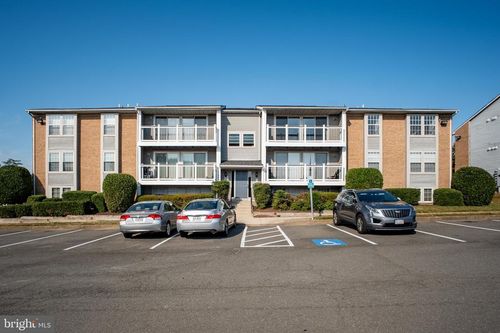 apt-304-17060 Capri Ln, DUMFRIES, VA, 22026-3221 | Card Image