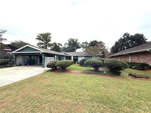 717 Fairfield Ave, Gretna, LA, 70056-7625 | Card Image
