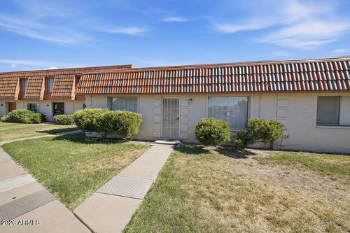 4725 W Northern Ave, Glendale, AZ, 85301-8003 | Card Image