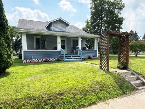 104 E Freeman St, Rice Lake, WI, 54868-2574 | Card Image