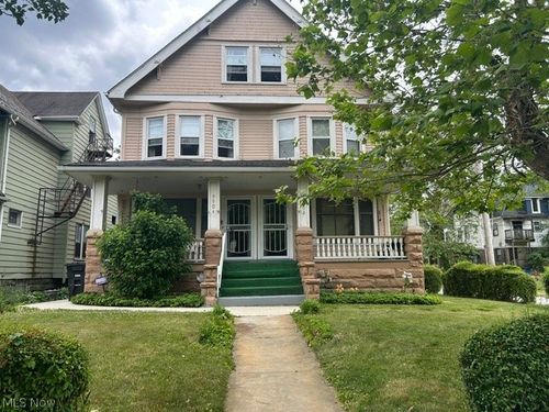 9902 Adams Ave, Cleveland, OH, 44108-3207 | Card Image