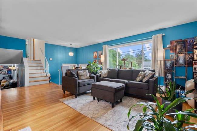 21 Cadwell Rd, House other with 3 bedrooms, 3 bathrooms and null parking in Bloomfield CT | Image 5