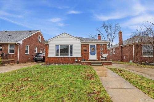 6789 Larme Ave, Allen Park, MI, 48101-2437 | Card Image