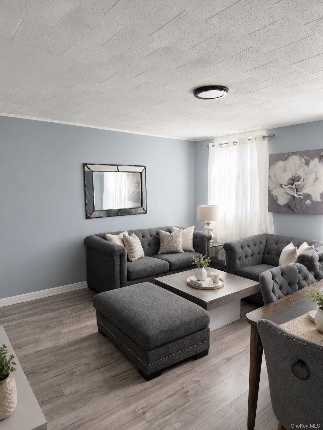 Commercial Sale in New York 3