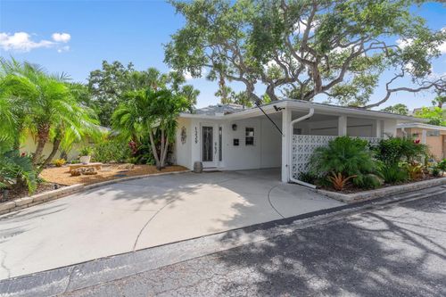 p6-1229 Moonmist Circle, SARASOTA, FL, 34242 | Card Image