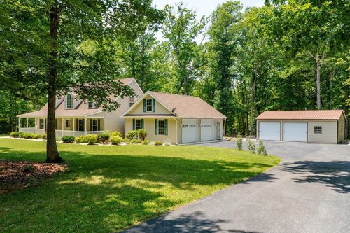 4201 Brown Mountain Ln, Elkton, VA, 22827-3401 | Card Image