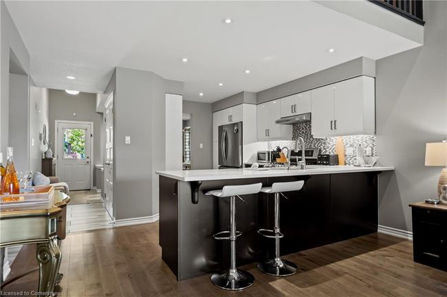 32 Westminster Cres, Townhouse with 2 bedrooms, 4 bathrooms and 4 parking in Fergus ON | Image 12