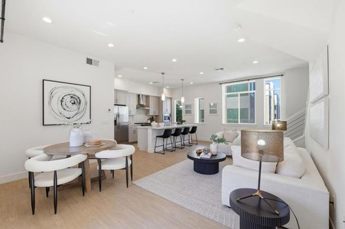 407 Lubeck Terrace, Sunnyvale, CA, 94089 | Card Image