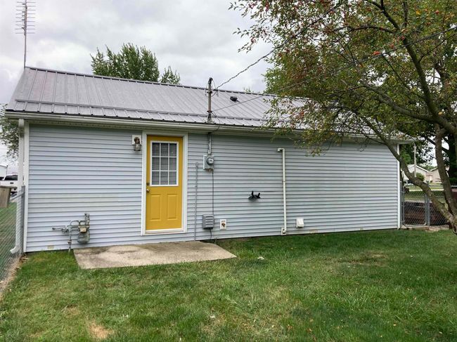 1439 W Central Ave, House other with 2 bedrooms, 1 bathrooms and null parking in Bluffton IN | Image 22