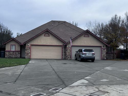 633 Marijean Way, Redding, CA, 96003-5625 | Card Image