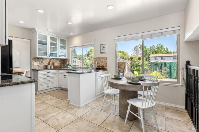 401 Arlington Circle, House other with 4 bedrooms, 3 bathrooms and 4 parking in Fairfield CA | Image 10