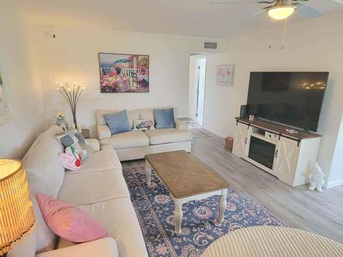 172-172 Lyndhurst L, Deerfield Beach, FL, 33442-2238 | Card Image