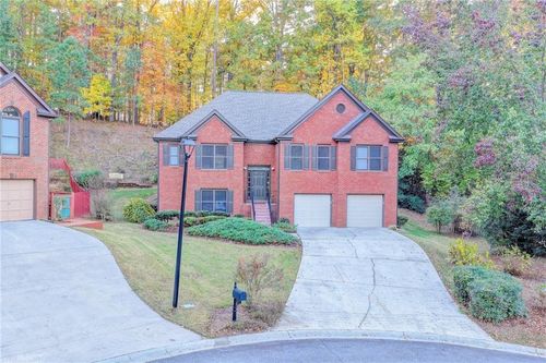 655 Golden Meadows Ln, Suwanee, GA, 30024-2275 | Card Image