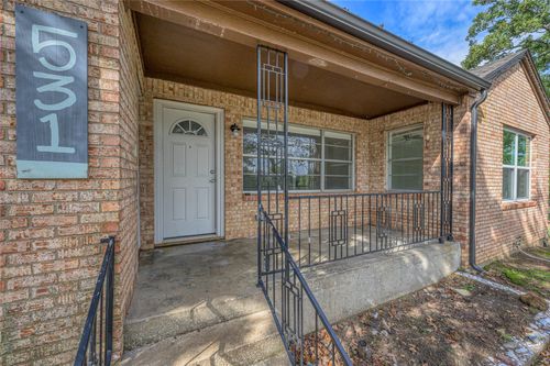 531 Coe Rd, Denison, TX, 75021-6155 | Card Image