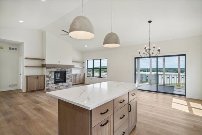 6479 Ridge View Way, Condo with 2 bedrooms, 2 bathrooms and null parking in Deforest WI | Image 18