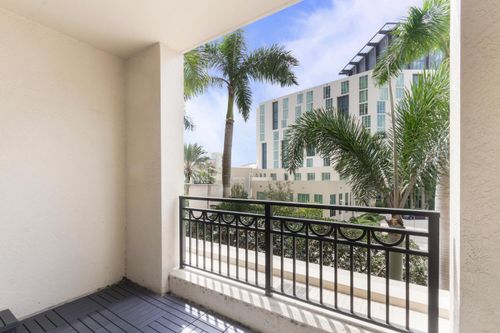 apt-314-550 Okeechobee Blvd, West Palm Beach, FL, 33401-6318 | Card Image