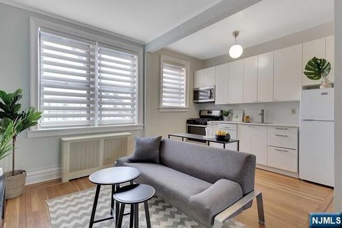 755 Anderson Ave, Cliffside Park, NJ, 07010-2175 | Card Image