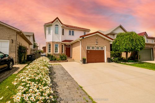 57 Ryde Rd, Guelph, ON, N1K1V5 | Card Image