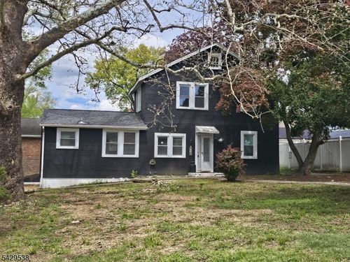 34 Walnut Ave, Pompton Lakes, NJ, 07442-2419 | Card Image