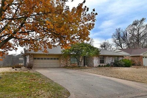 30 Preston Cir, Stillwater, OK, 74075-2017 | Card Image