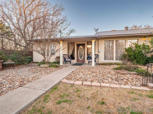 94 Rocky Ridge St, McAlester, OK, 74501-8057 | Card Image