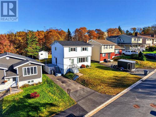 22 Emerald Ave, Clarenville, NL, A5A1G1 | Card Image