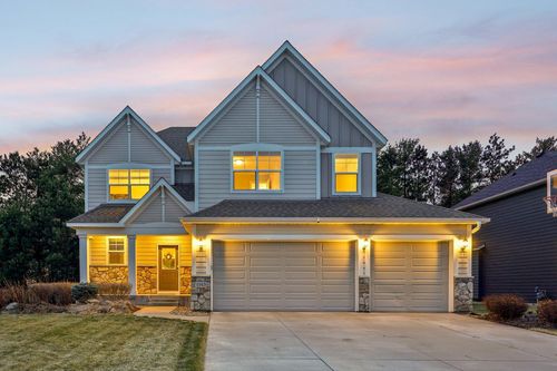 1143 Pine Hill Ln, White Bear Tp, MN, 55127-7301 | Card Image