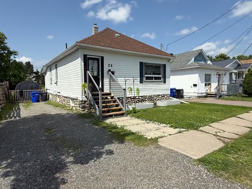 24 Premier Ave W, Kirkland Lake, ON, P2N2S6 | Card Image
