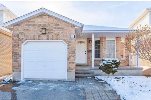 upper-51 Boulder Cres, Guelph, ON, N1G5A2 | Card Image