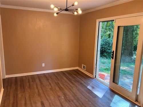 5626 Noblett Rd, Stone Mountain, GA, 30087-2938 | Card Image