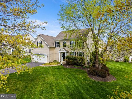 205 Hidden Creek Dr, DOWNINGTOWN, PA, 19335-4227 | Card Image