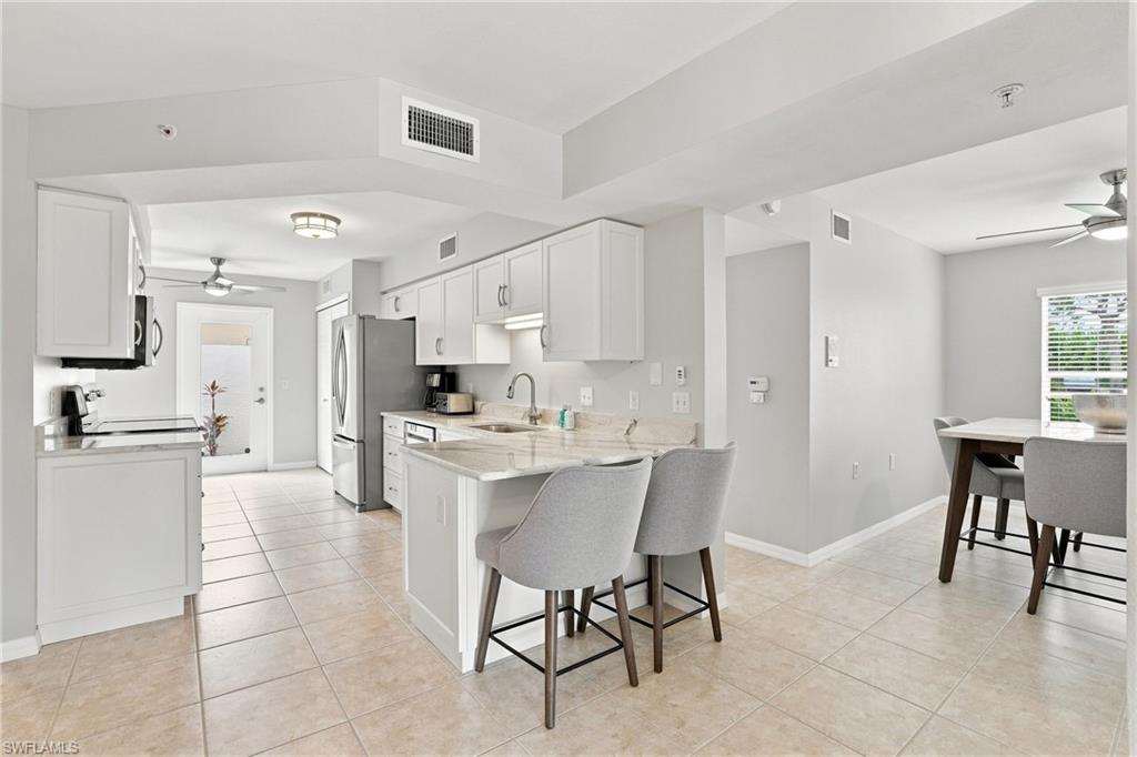 Residential in NAPLES 4