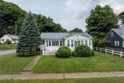 11 Steuben Street, House other with 3 bedrooms, 1 bathrooms and null parking in Rockingham VT | Image 1