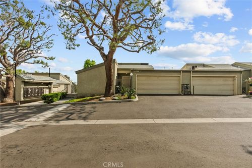 unit-1-15768 Midwood Dr, Granada Hills, CA, 91344-3240 | Card Image