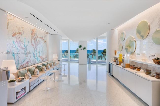 902 - 16901 Collins Ave, Condo with 2 bedrooms, 2 bathrooms and null parking in Sunny Isles Beach FL | Image 46