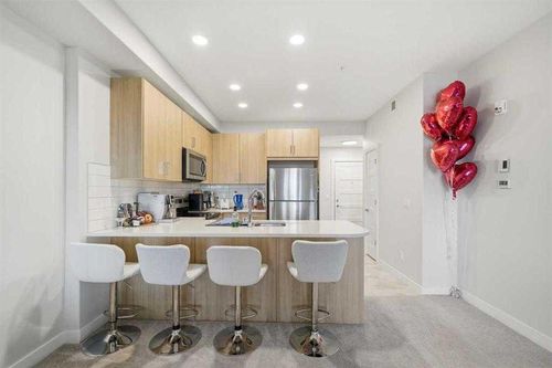 318-55 Wolf Hollow Cres Se, Calgary, AB, T2X5K9 | Card Image