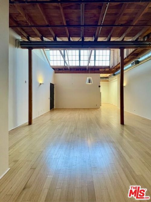 309-500 Molino St, Los Angeles, CA, 90013 | Card Image