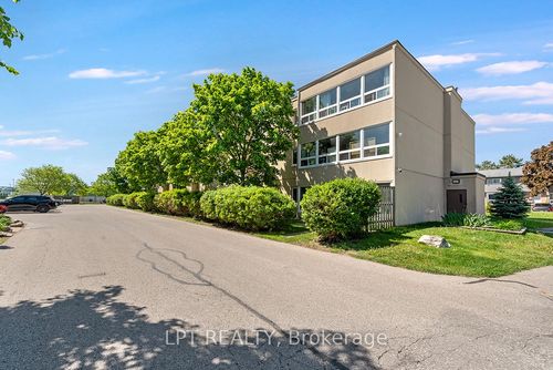302-1445 Huron St, London, ON, N5V2E6 | Card Image