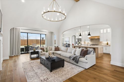 7412 Black Bear Ln, Argyle, TX, 76226-4048 | Card Image