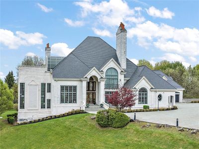 6200 Crown Place, House other with 5 bedrooms, 5 bathrooms and 7 parking in Collier Twp PA | Image 1