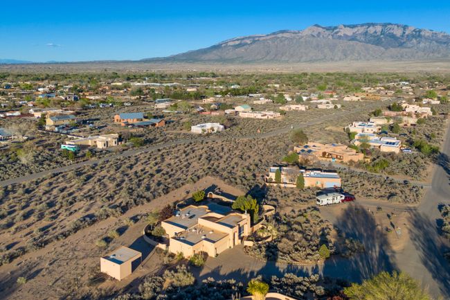 122 Pauline Court, House other with 3 bedrooms, 2 bathrooms and null parking in Corrales NM | Image 38