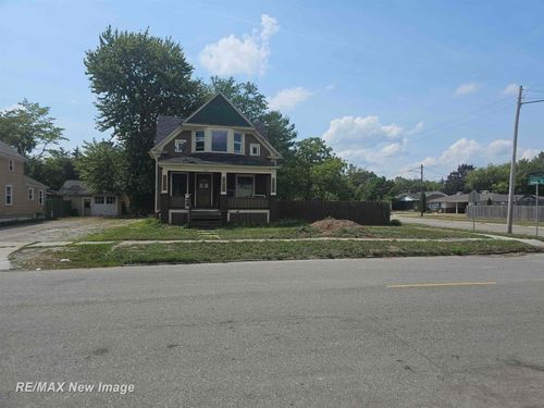 1933 N Carolina Street, Saginaw, MI, 48602 | Card Image