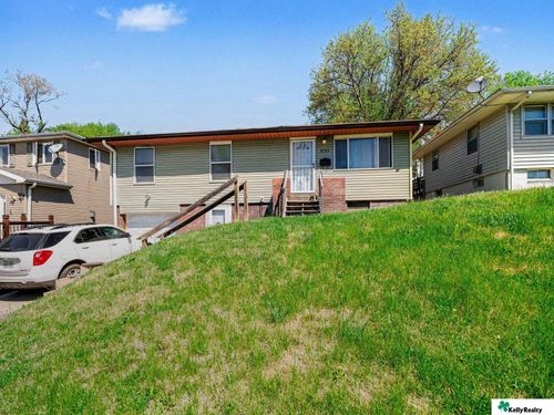 3722 Crown Point Ave, Omaha, NE, 68111-1133 | Card Image