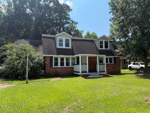 104 King Richard Ct, Jacksonville, NC, 28546-5507 | Card Image