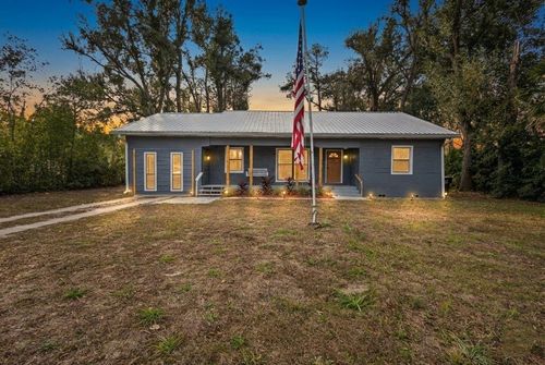 413 E Elm St, Perry, FL, 32347-1502 | Card Image