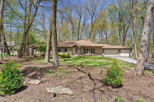 1810 Wedgewood Drive, Elm Grove, WI, 53122 | Card Image