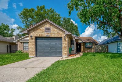 1051 Littleport Lane, House other with 3 bedrooms, 1 bathrooms and null parking in Channelview TX | Image 2