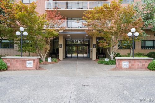 apt-15c-4466 W Pine Blvd, Saint Louis, MO, 63108-2338 | Card Image